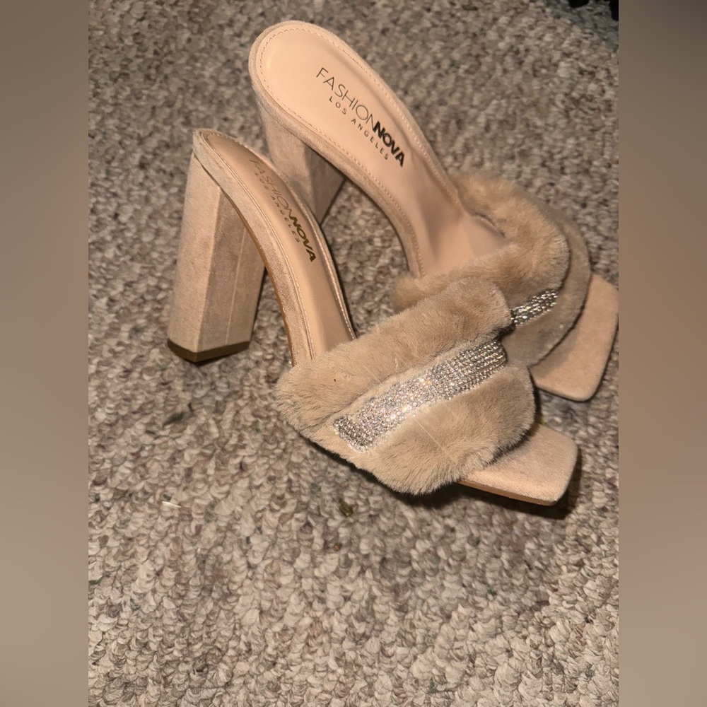 Fashion nova nude heels